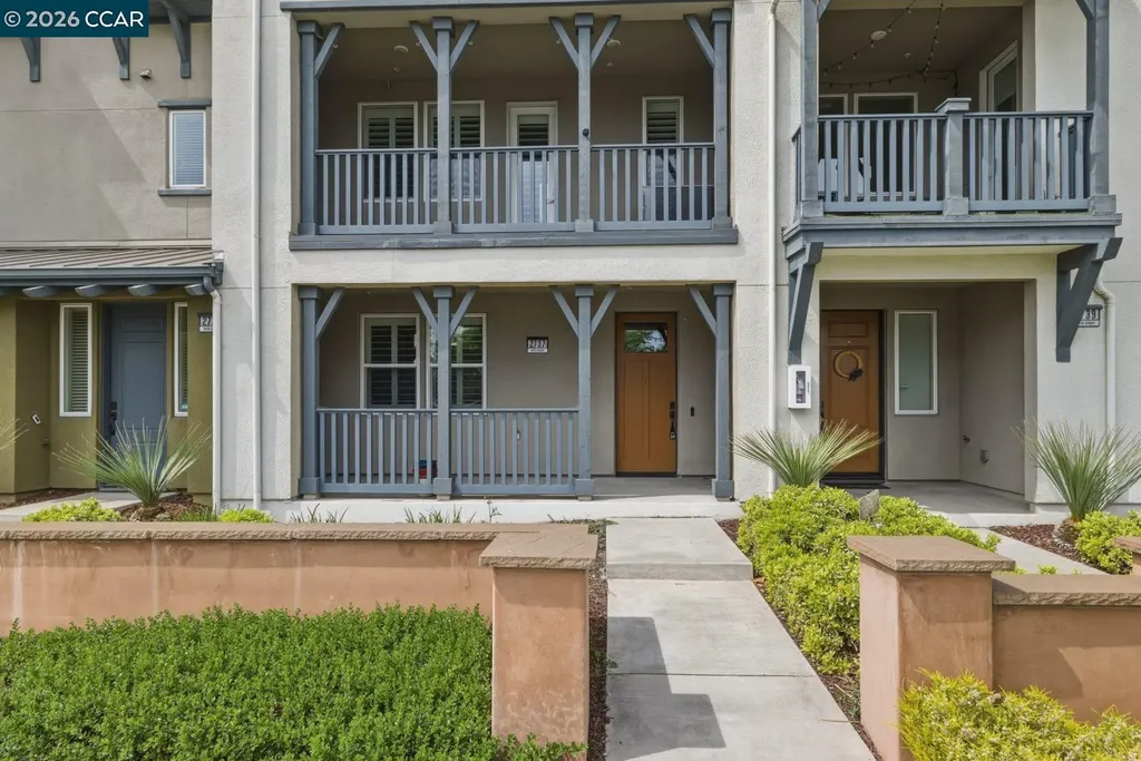 2737 5th Street Alameda CA 94501