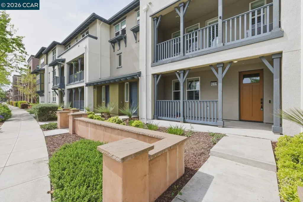 2737 5th Street Alameda CA 94501
