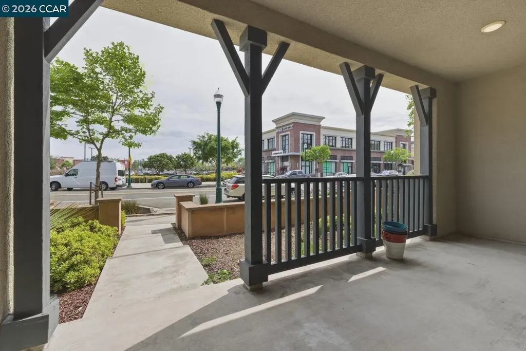 2737 5th Street Alameda CA 94501