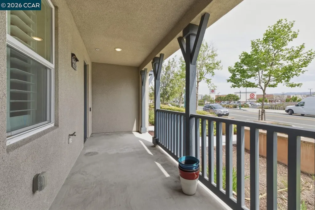 2737 5th Street Alameda CA 94501