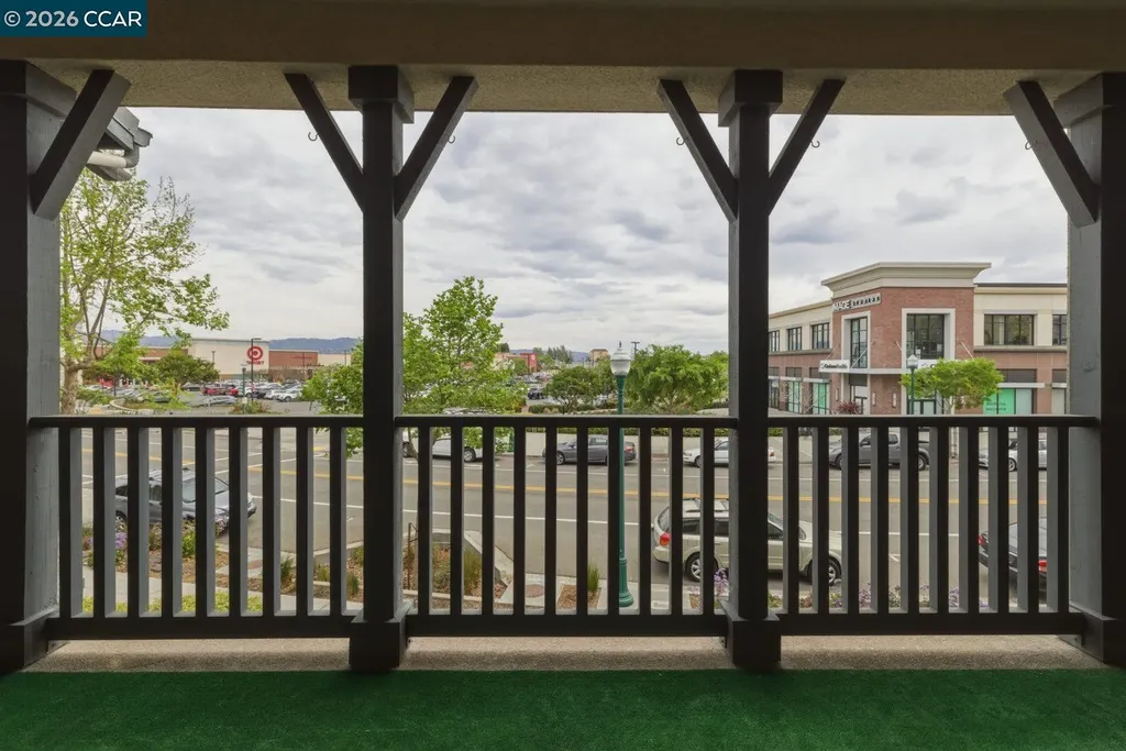 2737 5th Street Alameda CA 94501