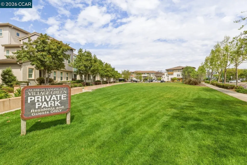 2737 5th Street Alameda CA 94501