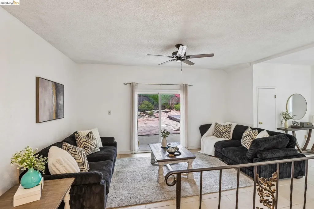 1917 Sequoia Drive Martinez CA 94553