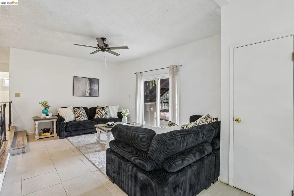 1917 Sequoia Drive Martinez CA 94553