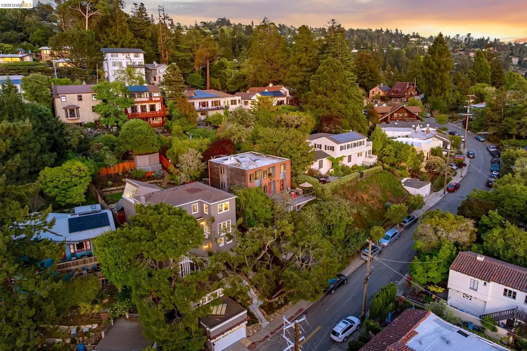 1001 Cragmont Avenue Berkeley CA 94708