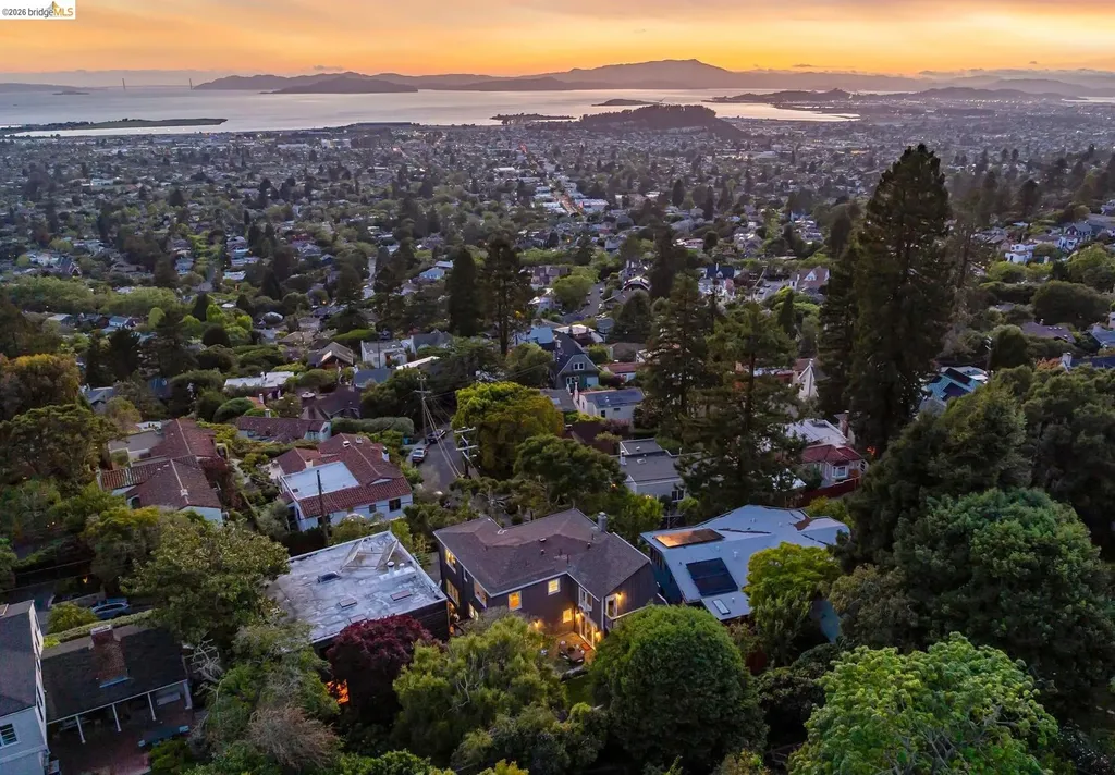 1001 Cragmont Avenue Berkeley CA 94708
