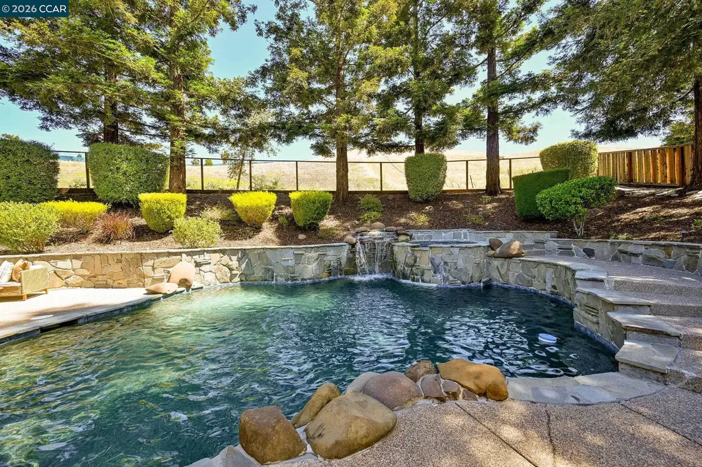 5515 Langford Court Concord CA 94521