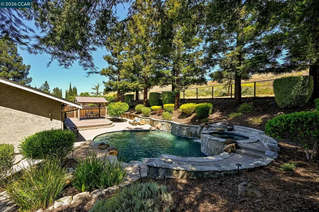 5515 Langford Court Concord CA 94521
