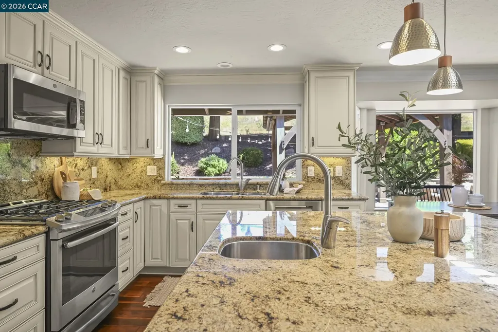 5515 Langford Court Concord CA 94521