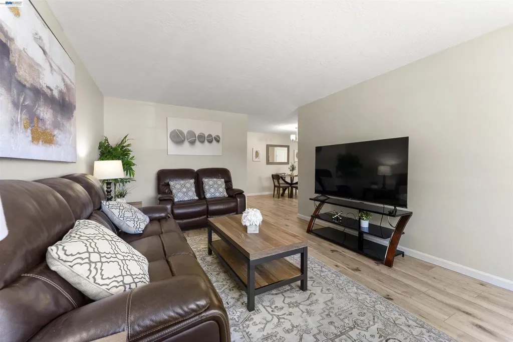 38811 Bonnie Way Fremont CA 94536