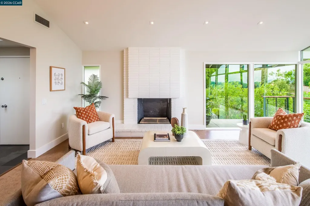 6 Donald Drive Orinda CA 94563