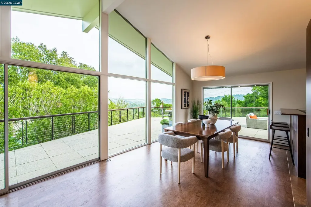 6 Donald Drive Orinda CA 94563