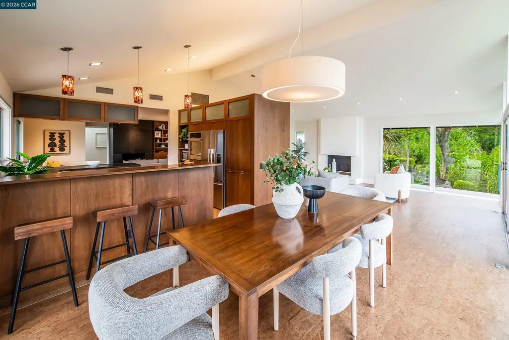 6 Donald Drive Orinda CA 94563