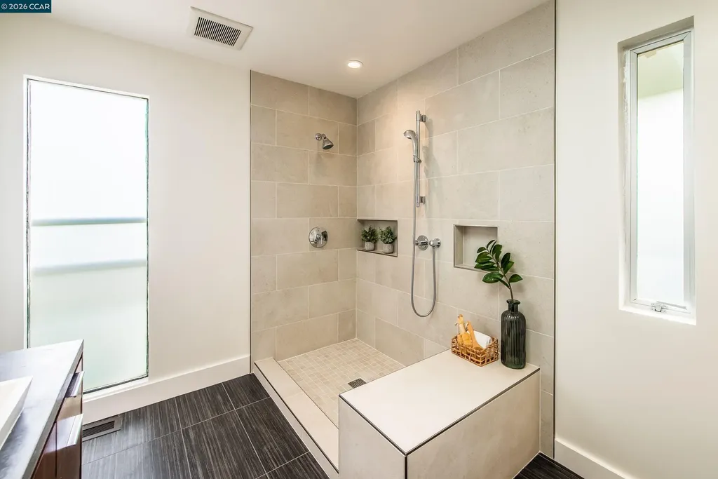 6 Donald Drive Orinda CA 94563