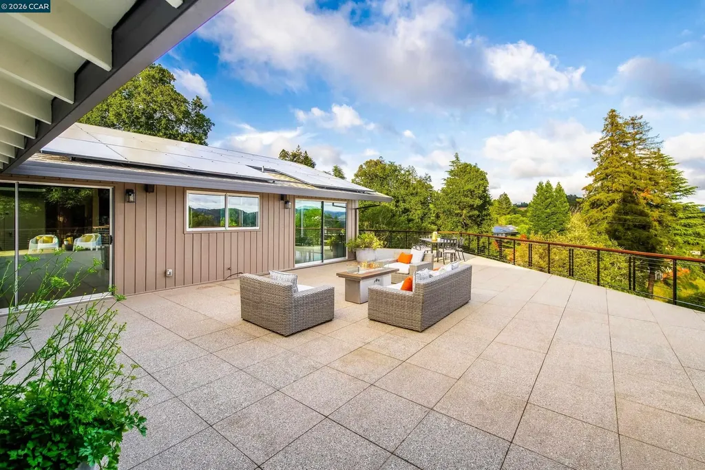 6 Donald Drive Orinda CA 94563
