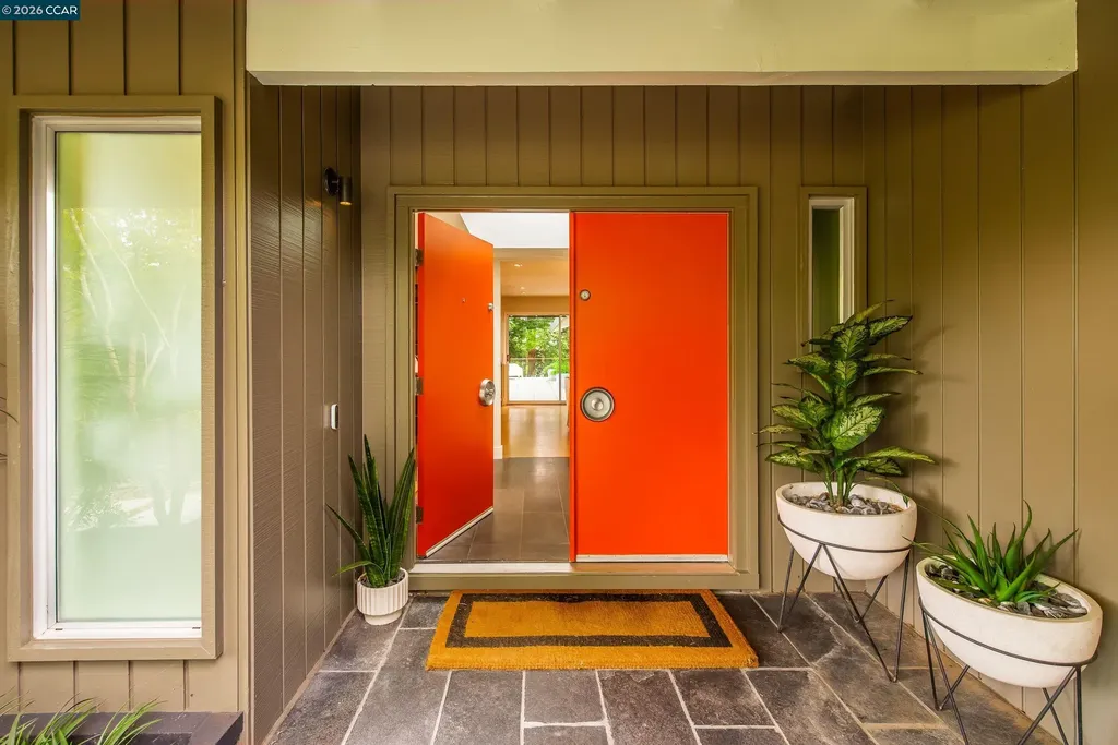 6 Donald Drive Orinda CA 94563