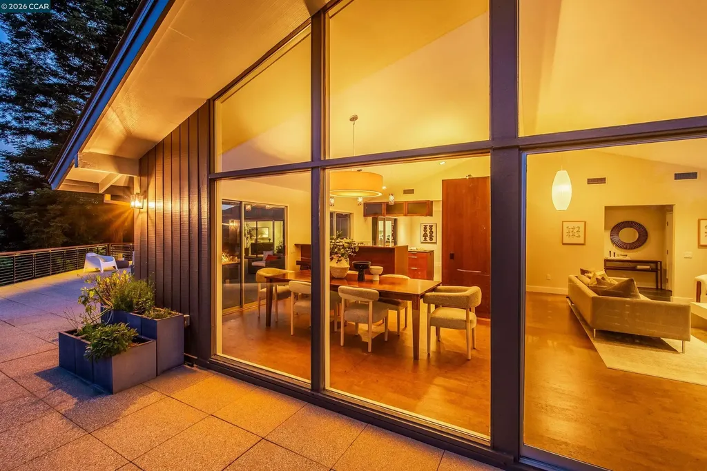 6 Donald Drive Orinda CA 94563