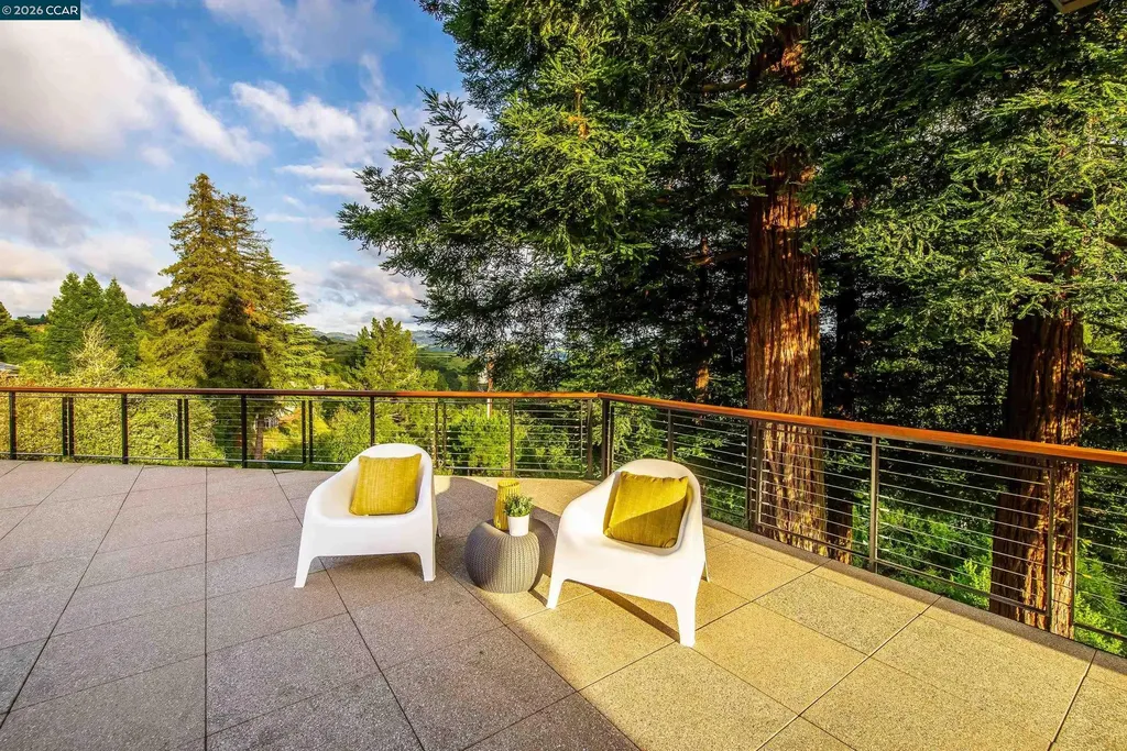 6 Donald Drive Orinda CA 94563