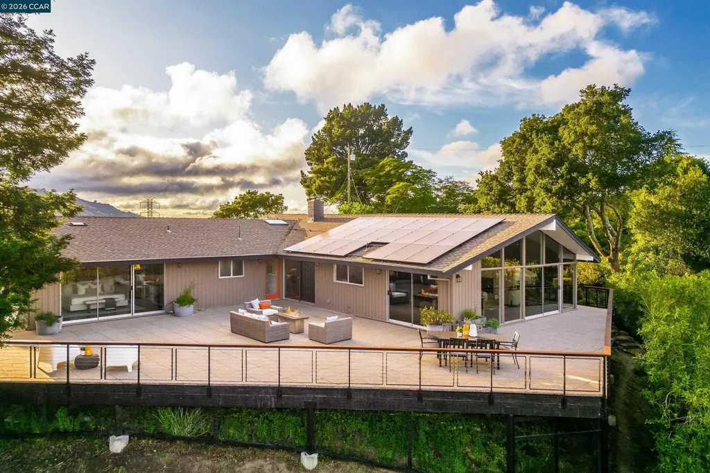 6 Donald Drive Orinda CA 94563