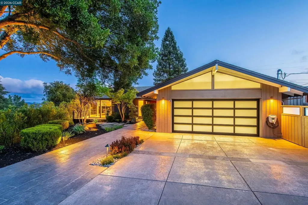 6 Donald Drive Orinda CA 94563
