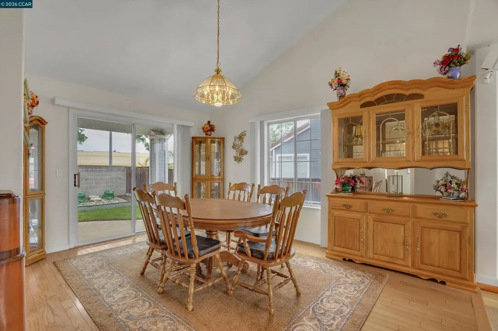 160 Meadow Brook Court Oakley CA 94561