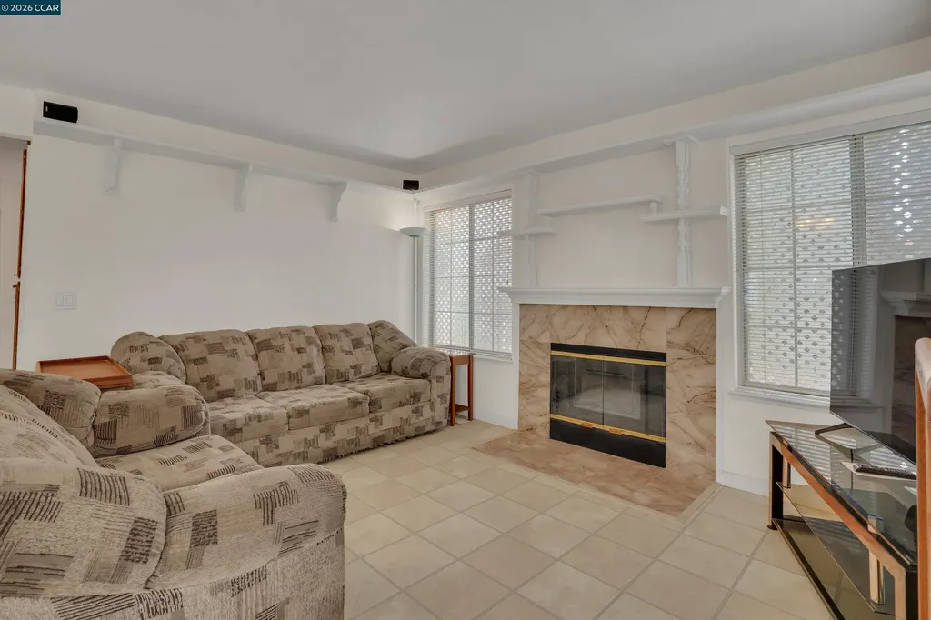 160 Meadow Brook Court Oakley CA 94561