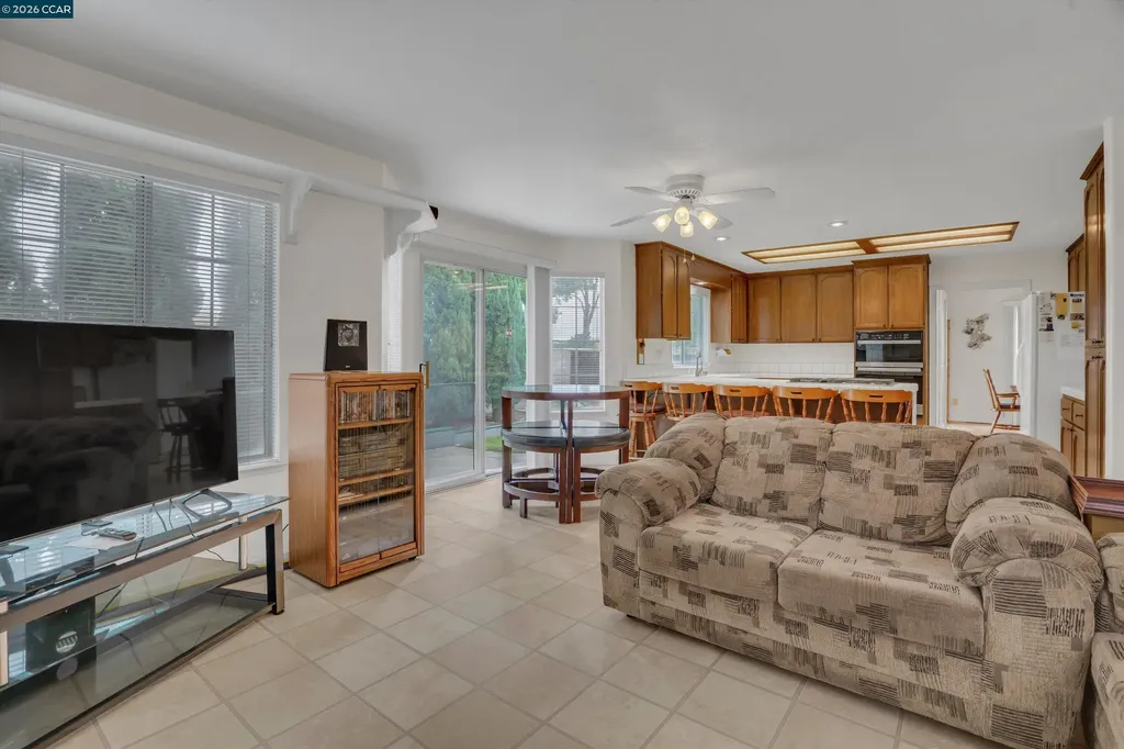 160 Meadow Brook Court Oakley CA 94561