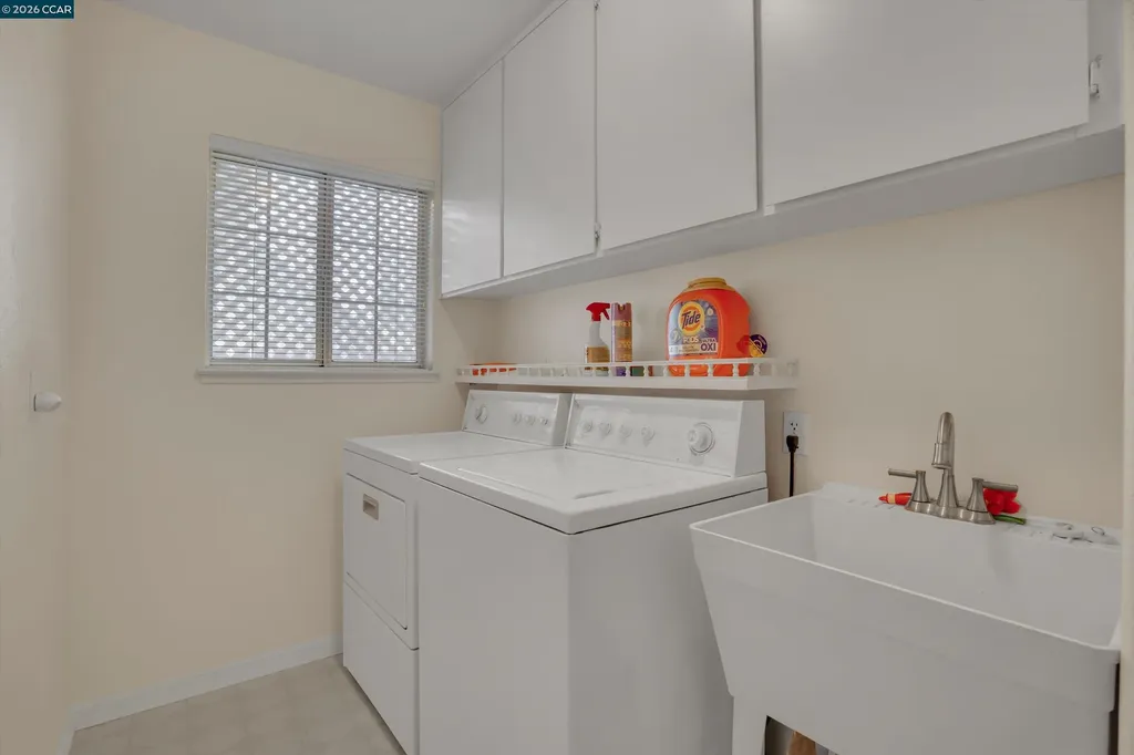 160 Meadow Brook Court Oakley CA 94561