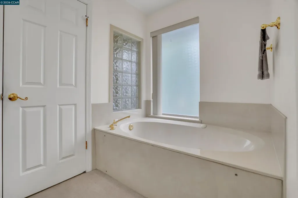 160 Meadow Brook Court Oakley CA 94561