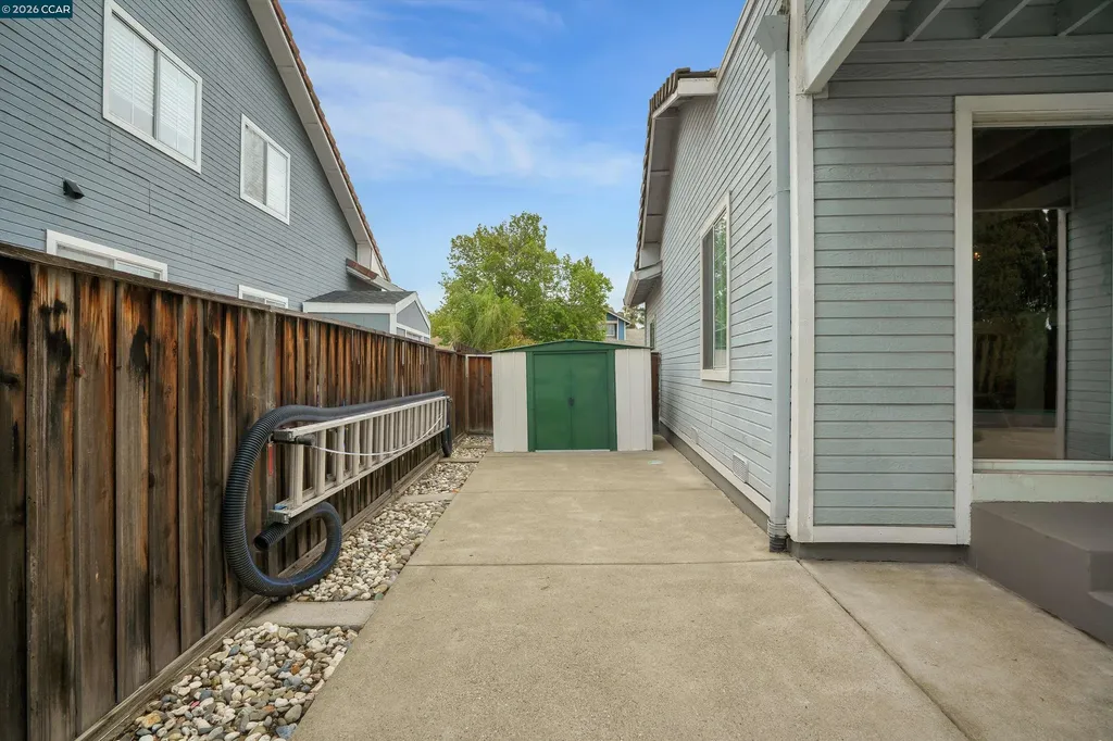 160 Meadow Brook Court Oakley CA 94561