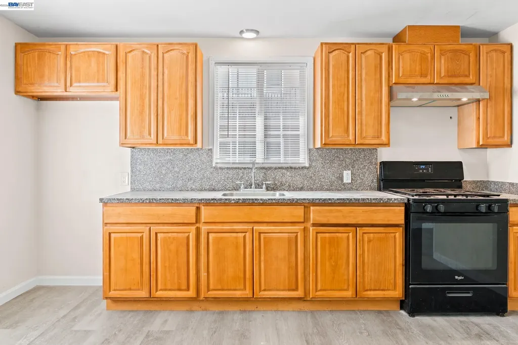 22844 Alice Street Hayward CA 94541