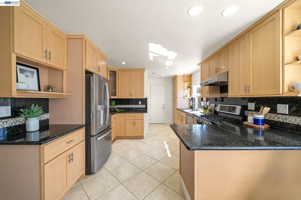 36288 Tudor Place Newark CA 94560