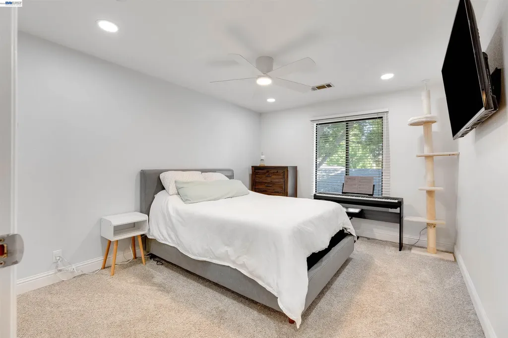 683 Center Martinez CA 94553
