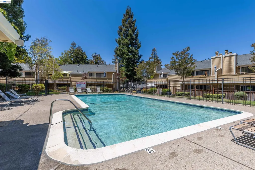 683 Center Martinez CA 94553