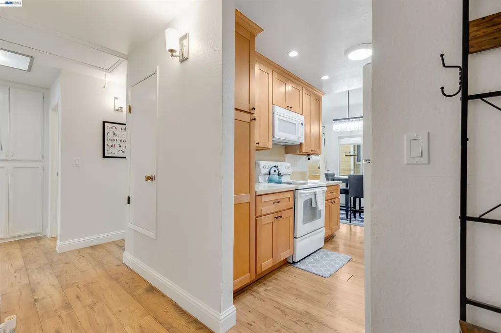 683 Center Martinez CA 94553