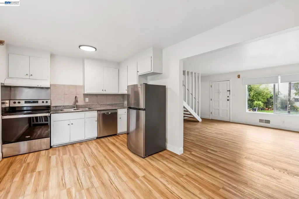 5963 Maccall Street Oakland CA 94609