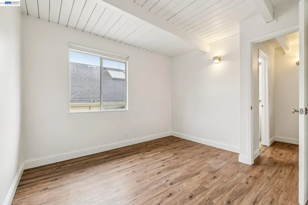 5963 Maccall Street Oakland CA 94609