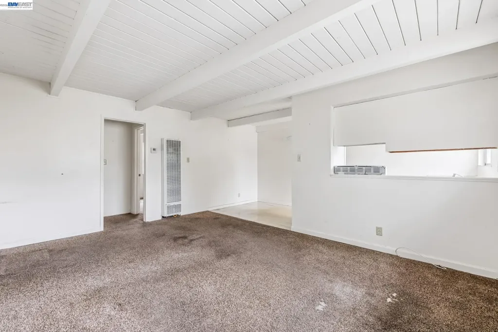 5963 Maccall Street Oakland CA 94609