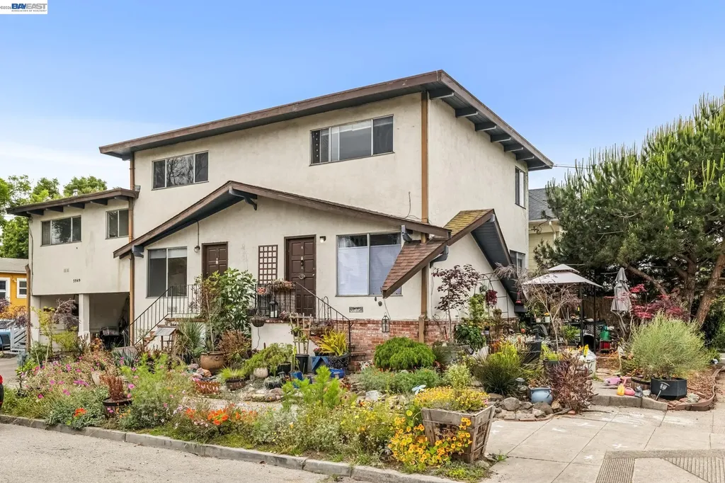 5963 Maccall Street Oakland CA 94609