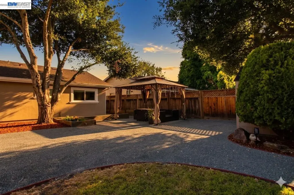 8023 Holanda Lane Dublin CA 94568