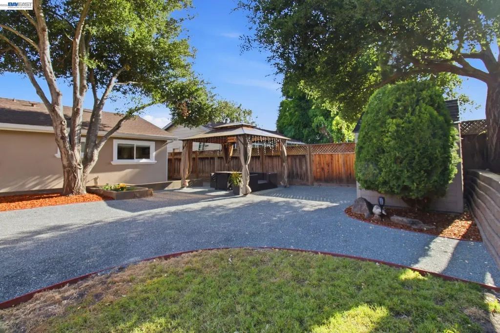 8023 Holanda Lane Dublin CA 94568