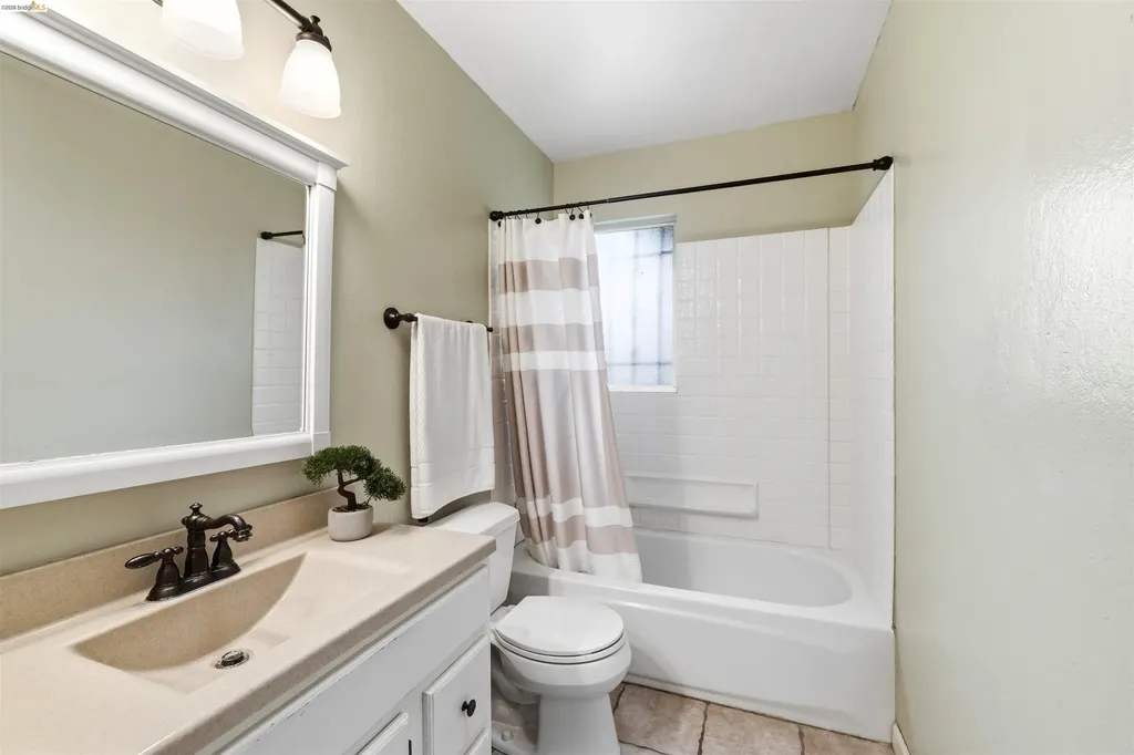 1119 San Jose Drive Antioch CA 94509