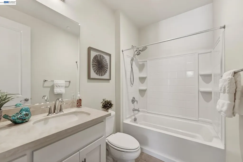 3986 Pino Grande Road Dublin CA 94568