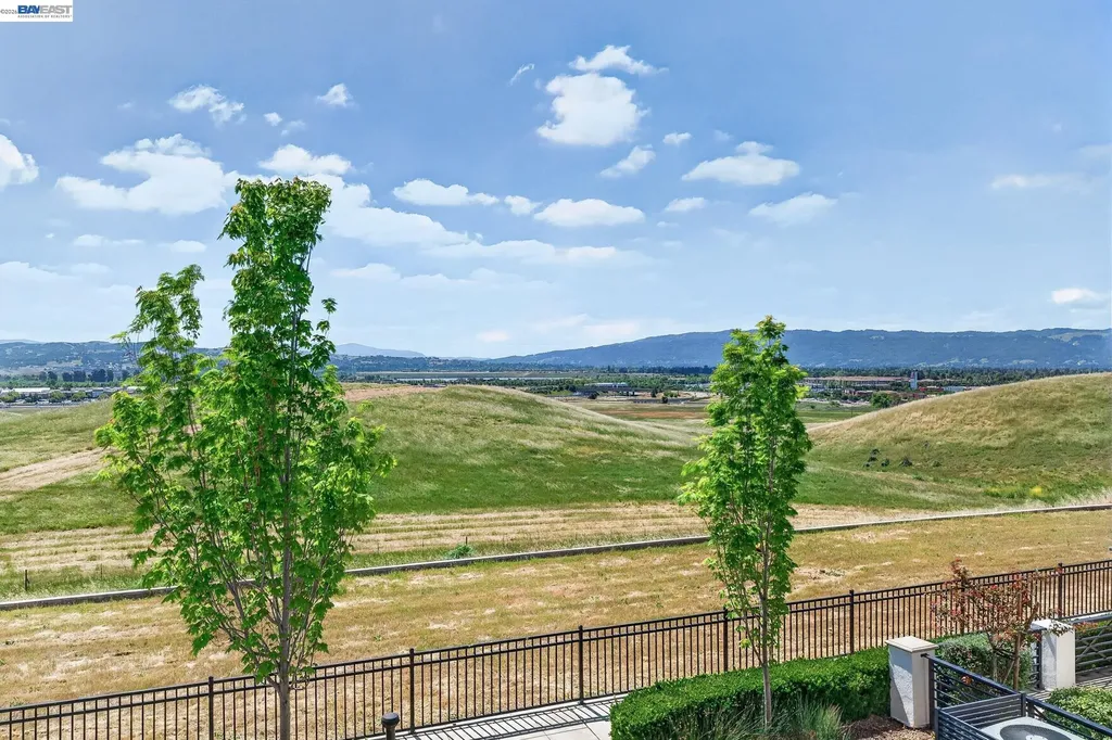 3986 Pino Grande Road Dublin CA 94568