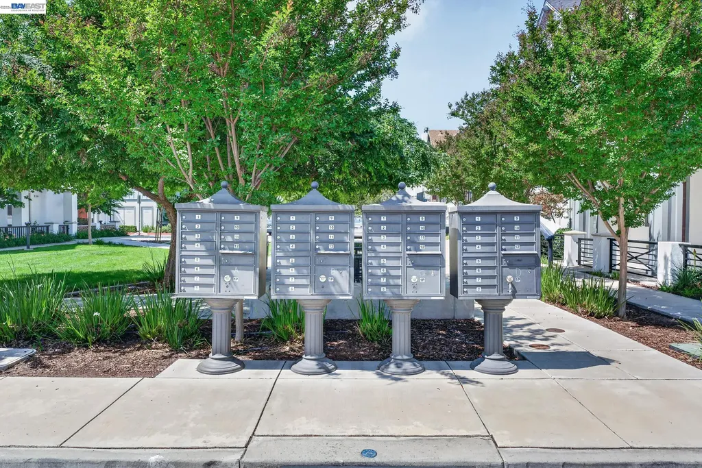 3986 Pino Grande Road Dublin CA 94568