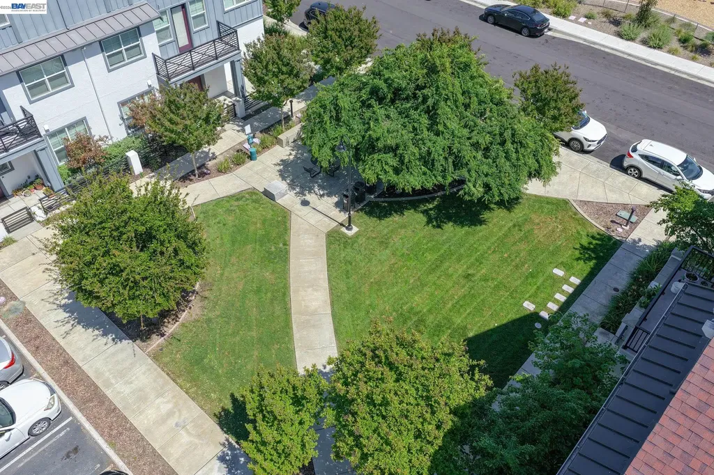 3986 Pino Grande Road Dublin CA 94568
