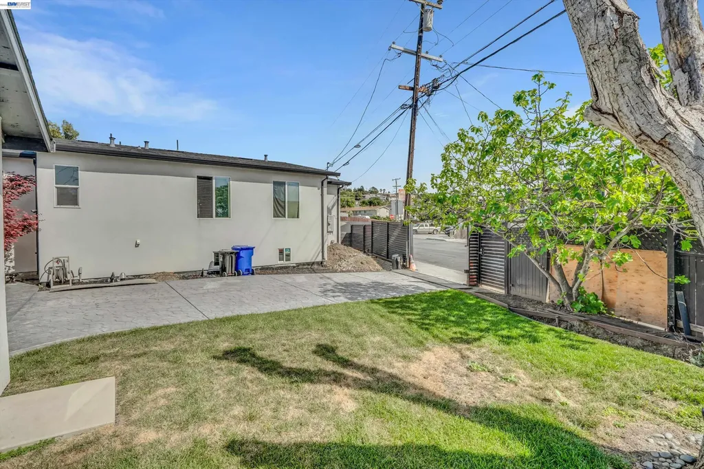 5447 Shasta Avenue San Pablo CA 94806