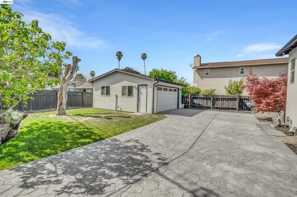 5447 Shasta Avenue San Pablo CA 94806