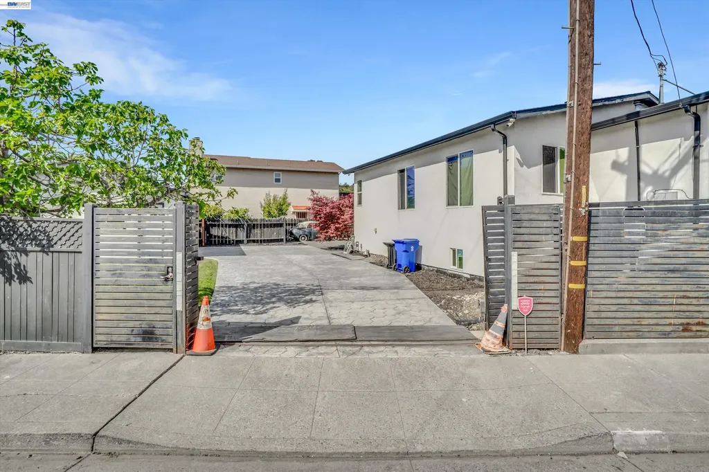 5447 Shasta Avenue San Pablo CA 94806