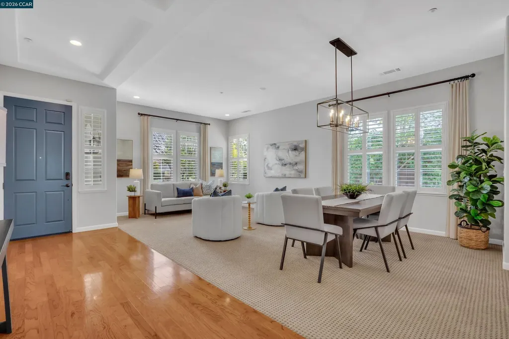389 Roundhill Drive Brentwood CA 94513